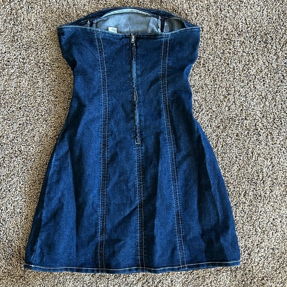 Women’s Jean Mini Dress - Picture 3 of 4